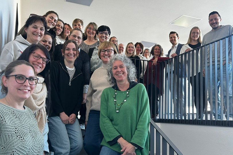 Die Gruppe freut sich auf die erste Seminareinheit