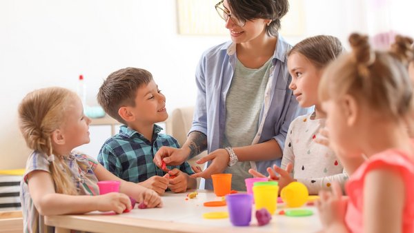 Ausbildungsgang „Direkteinstieg Kita“ wirkt gegen Fachkräftemangel